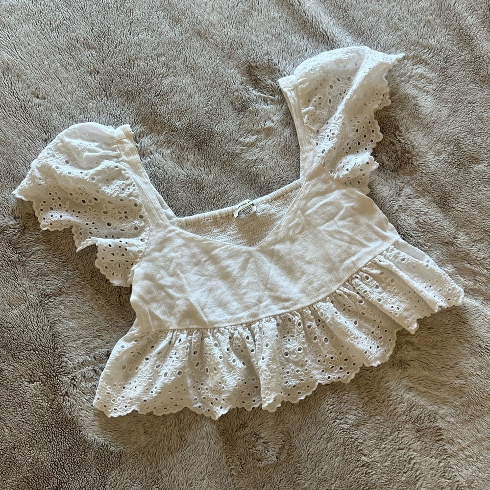 American Eagle White Eyelet Lace Top